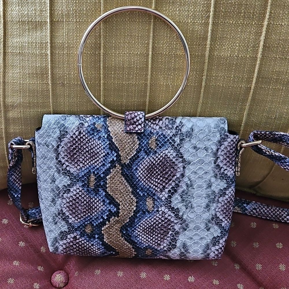Primark Snakeskin Pattern Handbag with Gold Hardware - Picture 3 of 9